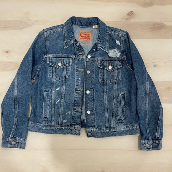 EUC Levi's Original Trucker Jacket Lightly Distressed Women's XL Denim Jean - Picture 1 of 13